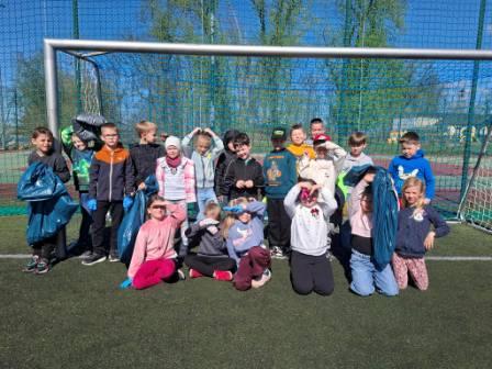 Obrazy: grupa_i_sprztanie.jpeg