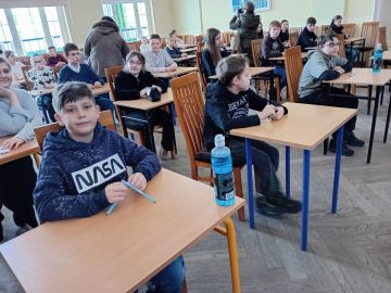 Obrazy news&oacute;w: dkb2026_3.jpg